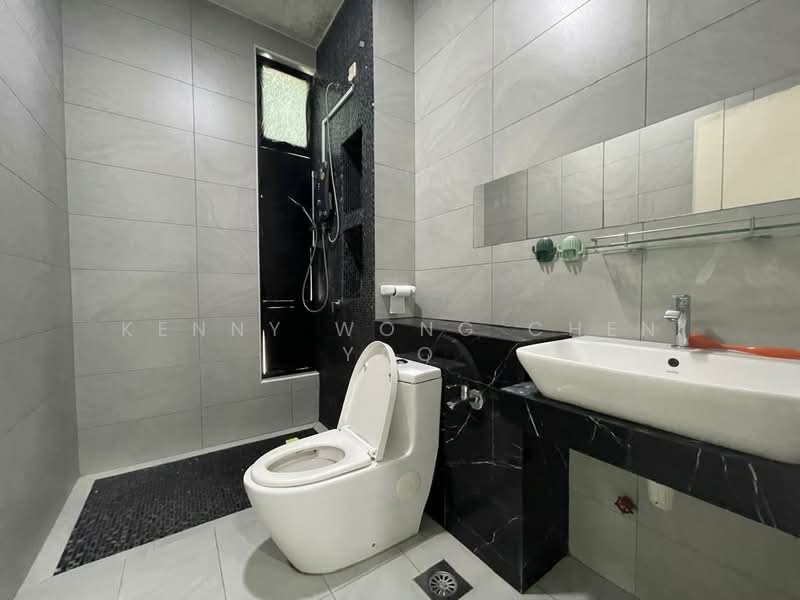 2-storey Terraced House for Rent in Bukit Indah (Iskandar Puteri (Nusajaya)) - Kenny Wong Chen Yao - Bathroom - PropertyGuru.com.my
