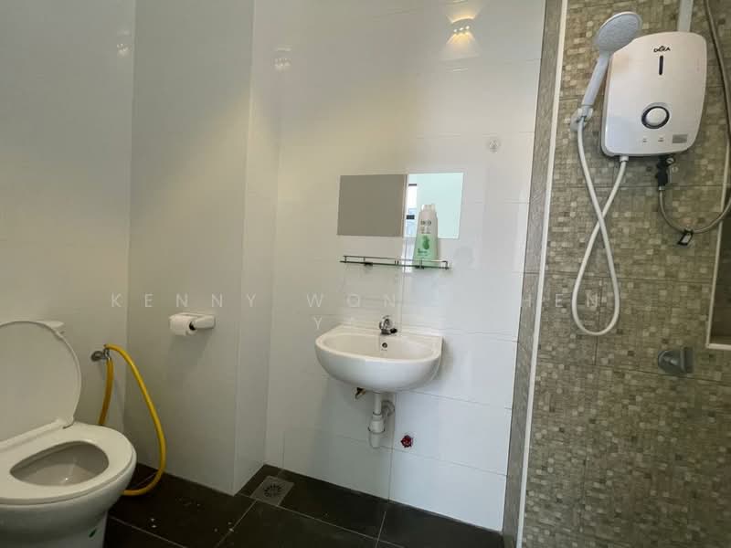 2-storey Terraced House for Rent in Bukit Indah (Iskandar Puteri (Nusajaya)) - Kenny Wong Chen Yao - Bathroom - PropertyGuru.com.my