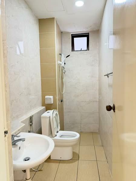 Service Residence for Rent at D'Summit Residences - Siow Kong Wei - PropertyGuru.com.my