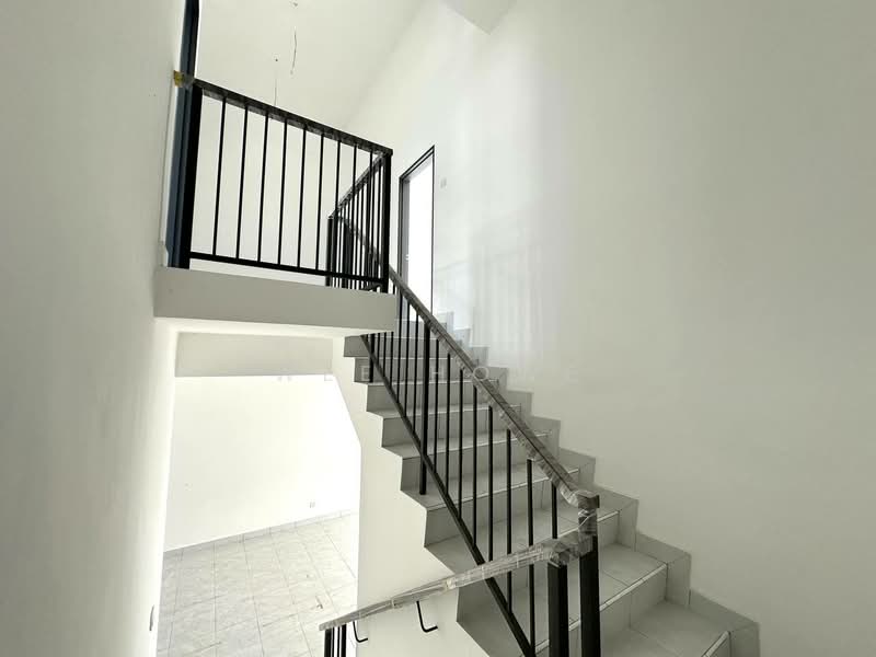 2-storey Terraced House for Sale in Taman Austin Duta (Tebrau) - Wee Howe - PropertyGuru.com.my
