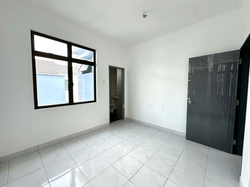 2-storey Terraced House for Sale in Taman Austin Duta (Tebrau) - Wee Howe - PropertyGuru.com.my
