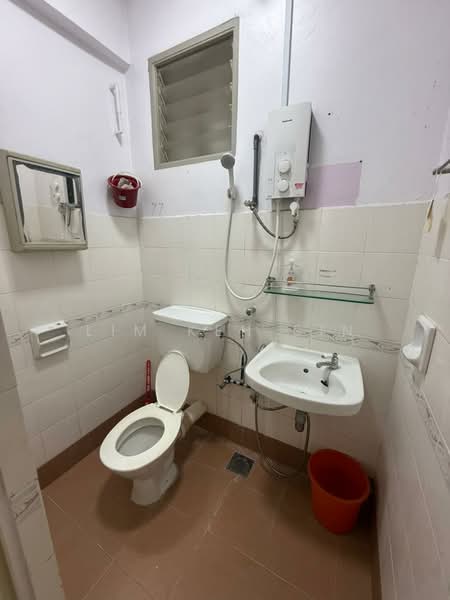 Apartment for Rent at Gambier Heights - Lim Keh Sin - PropertyGuru.com.my