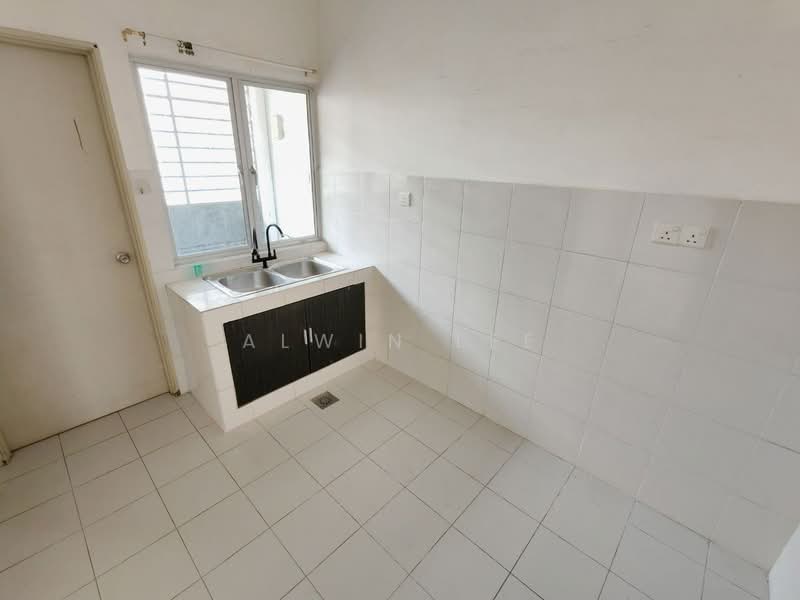 2-storey Terraced House for Sale in Bandar Bukit Raja (Klang) - Alwin Lee - Kitchen - PropertyGuru.com.my