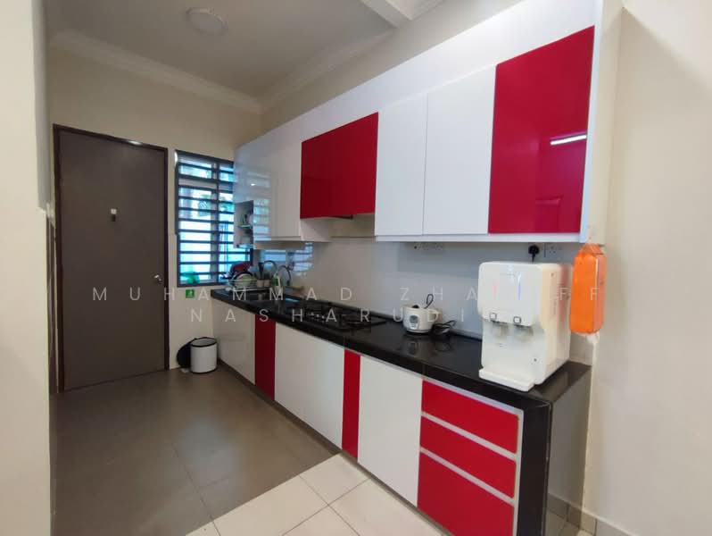 Semi-Detached House for Sale in Bandar Baru Salak Tinggi (Sepang) - Muhammad Zhariff Nasharudin - Kitchen - PropertyGuru.com.my