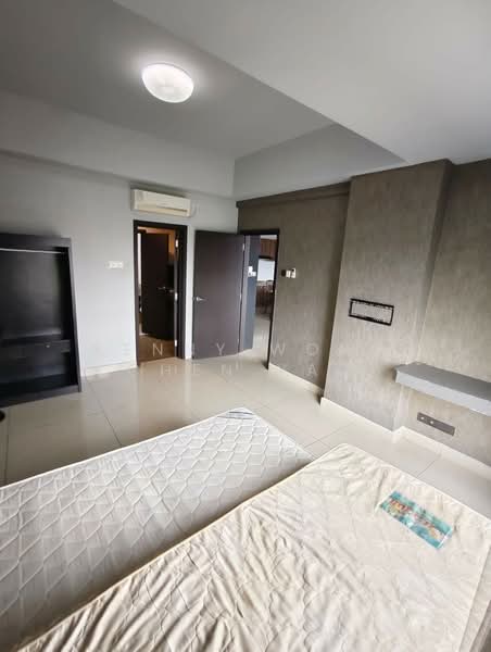 Service Residence for Sale at D'Inspire Residence (Inspira Bestari) - Kenny Wong Chen Yao - Bedroom - PropertyGuru.com.my