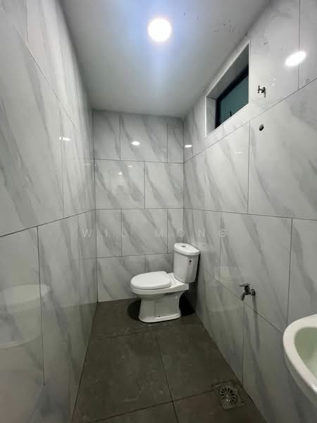 2-storey Terraced House for Sale in Taman Desa Cemerlang (Ulu Tiram) - Wil Mong - Bathroom - PropertyGuru.com.my