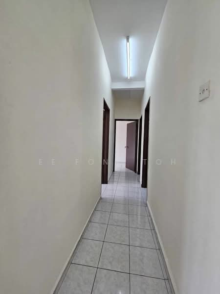 Apartment for Sale at Idaman Senibong - Ee Fong Toh - Corridor - PropertyGuru.com.my