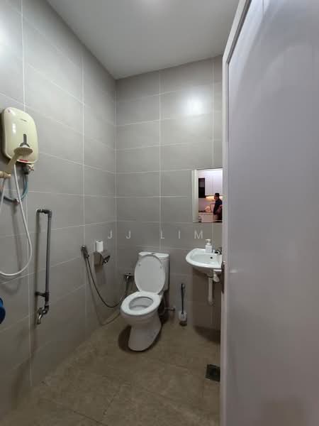 2-storey Terraced House for Sale in Taman Ehsan Jaya (Ulu Tiram) - JJ Lim - Bathroom - PropertyGuru.com.my