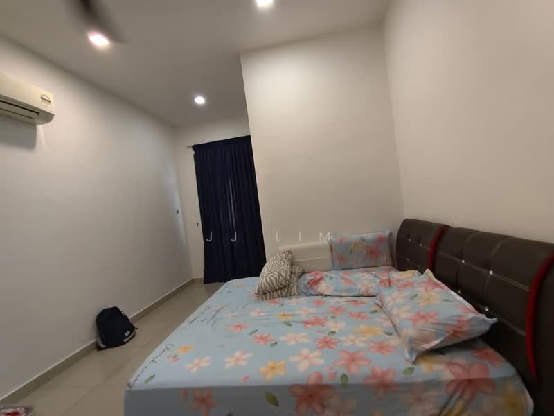 2-storey Terraced House for Sale in Taman Ehsan Jaya (Ulu Tiram) - JJ Lim - Bedroom - PropertyGuru.com.my