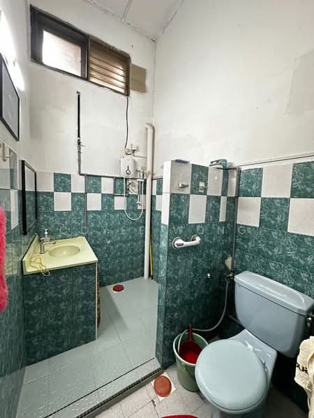 Sd 3, Sri Damansara, 1sty house, 20x65, Freehold, Below Market, Kepong untuk Untuk Dijual - RM 668,000, Mac 2026 - Bathroom - PropertyGuru.com.my
