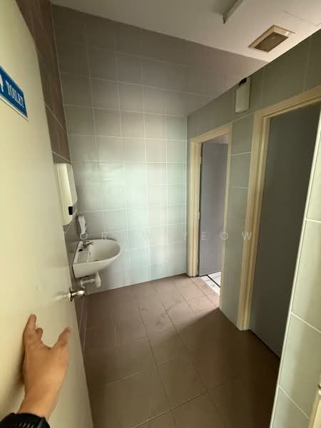 Setia Business Park II untuk Untuk Dijual - RM 2,799,998, Mac 2026 - Bathroom - PropertyGuru.com.my
