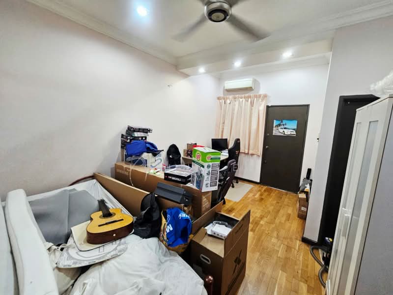 2-storey Terraced House for Sale in Bandar Kinrara Seksyen 1 (Bandar Kinrara) - John Lee - Interior - PropertyGuru.com.my