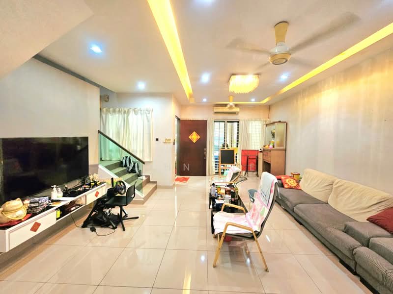 2-storey Terraced House for Sale in Bandar Kinrara Seksyen 1 (Bandar Kinrara) - John Lee - Living Room - PropertyGuru.com.my