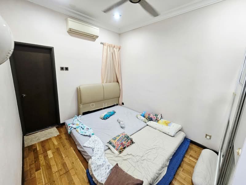 2-storey Terraced House for Sale in Bandar Kinrara Seksyen 1 (Bandar Kinrara) - John Lee - Bedroom - PropertyGuru.com.my