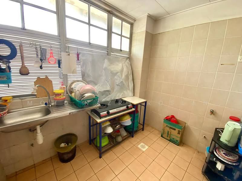 2-storey Terraced House for Sale in Presint 9 (Putrajaya) - Mohd Nazri Roslan - Kitchen - PropertyGuru.com.my