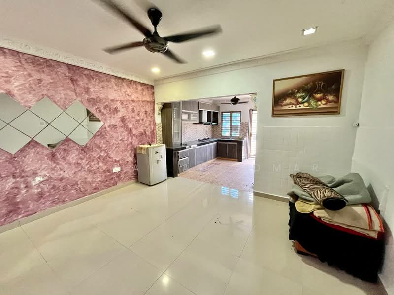 Taman Sri Gombak, Fasa 1 untuk Untuk Dijual - RM 447,000, Mac 2026 - Kitchen - PropertyGuru.com.my