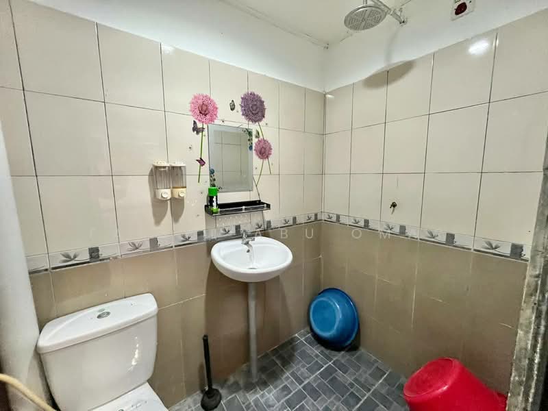 Taman Sri Gombak, Fasa 1 untuk Untuk Dijual - RM 447,000, Mac 2026 - Bathroom - PropertyGuru.com.my
