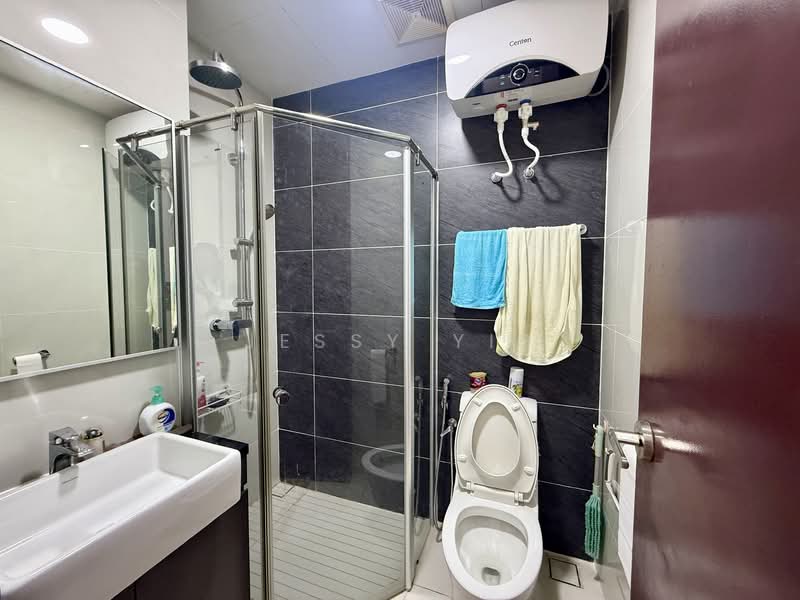 Royal Strand @ Country Garden Danga Bay untuk Untuk Dijual - RM 898,000, Apr 2026 - Bathroom - PropertyGuru.com.my