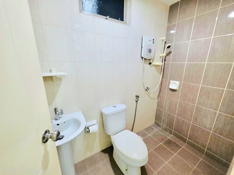 Birch Plaza untuk Untuk Dijual - RM 398,000, Mac 2026 - Bathroom - PropertyGuru.com.my