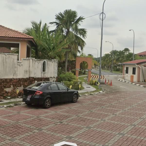 Semi-Detached House for Sale in Nilai (Negeri Sembilan) - John Khoo - Exterior - PropertyGuru.com.my