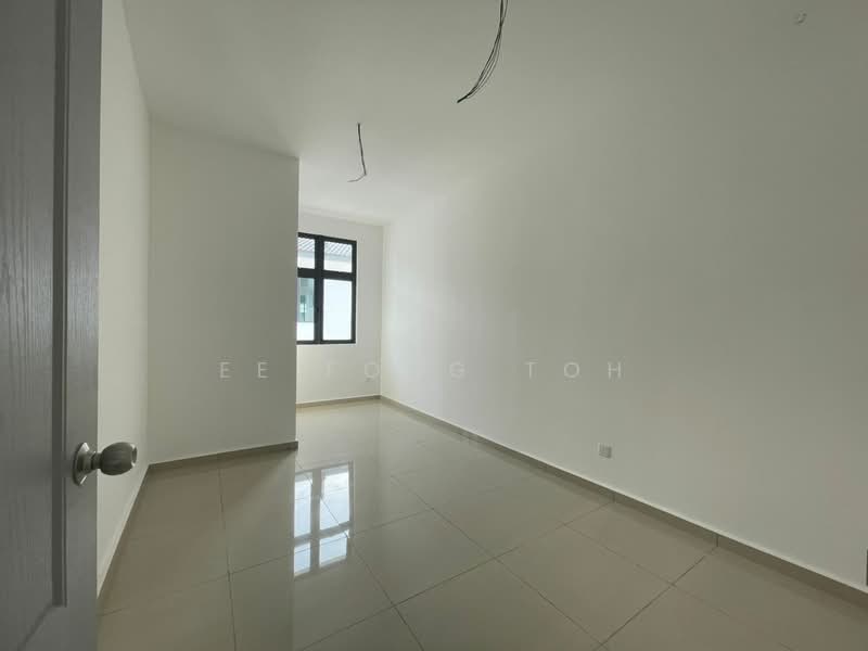 2-storey Terraced House for Sale in Bandar Layangkasa (Pasir Gudang) - Ee Fong Toh - Interior - PropertyGuru.com.my