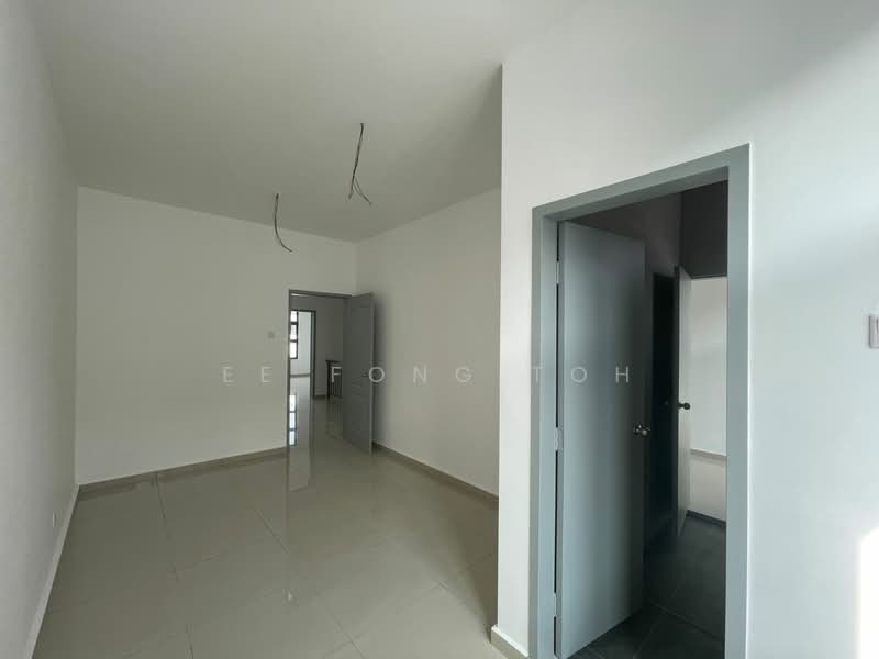 2-storey Terraced House for Sale in Bandar Layangkasa (Pasir Gudang) - Ee Fong Toh - Interior - PropertyGuru.com.my