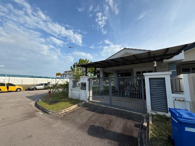 1-storey Terraced House for Sale in Pengerang (Johor) - UMAIR ZANIL - Exterior - PropertyGuru.com.my