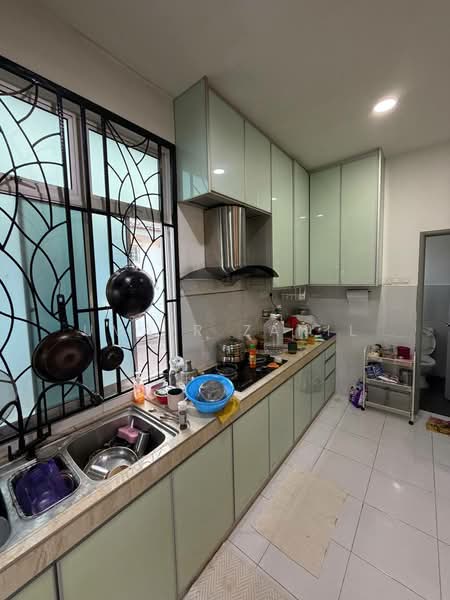 1-storey Terraced House for Sale in Pengerang (Johor) - UMAIR ZANIL - Kitchen - PropertyGuru.com.my