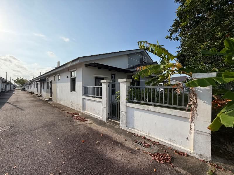 1-storey Terraced House for Sale in Pengerang (Johor) - UMAIR ZANIL - PropertyGuru.com.my