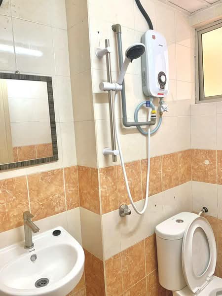 Kondominium untuk Dijual di Pelangi Damansara - Fey Lee - Bathroom - PropertyGuru.com.my