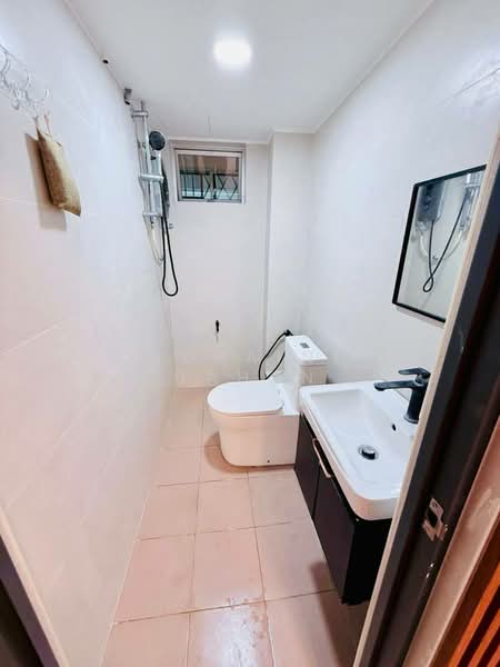 Apartment @ Pandan Indah Commercial Park untuk Untuk Dijual - RM 285,000, Mac 2026 - Bathroom - PropertyGuru.com.my