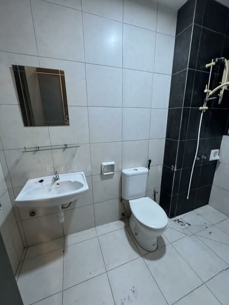 D'Pulze Cyberjaya untuk Untuk Disewa - RM 1,500 /bulan, Mac 2026 - Bathroom - PropertyGuru.com.my