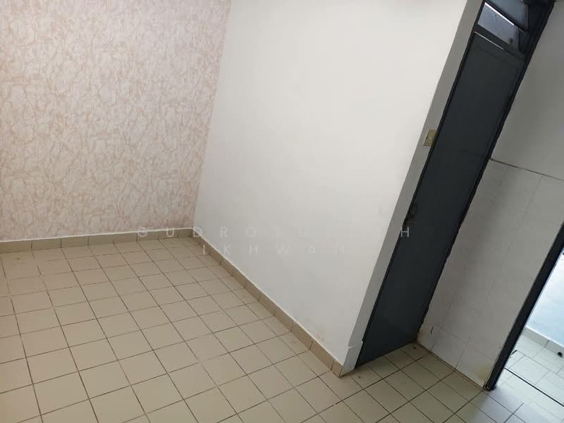 2-storey Terraced House for Sale in Taman TAR (Tun Abdul Razak) (Ampang) - Gudrotullah Ikhwan - Interior - PropertyGuru.com.my