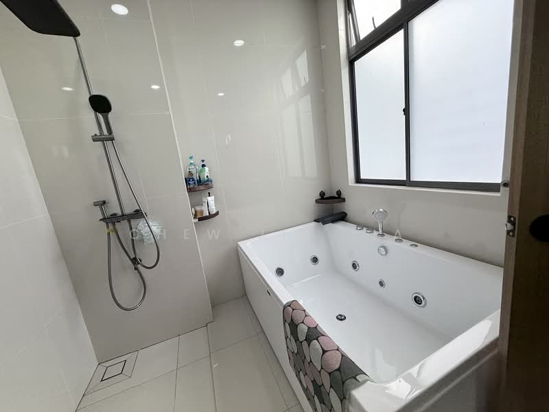 TAMAN IMPIAN EMAS (BUKIT IMPIAN RESIDENCE) untuk Untuk Dijual - RM 1,880,000, Mac 2026 - Bathroom - PropertyGuru.com.my