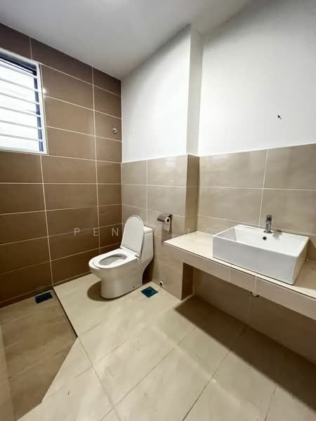 2-storey Terraced House for Sale in Beranang (Selangor) - Penny Loh - Bathroom - PropertyGuru.com.my