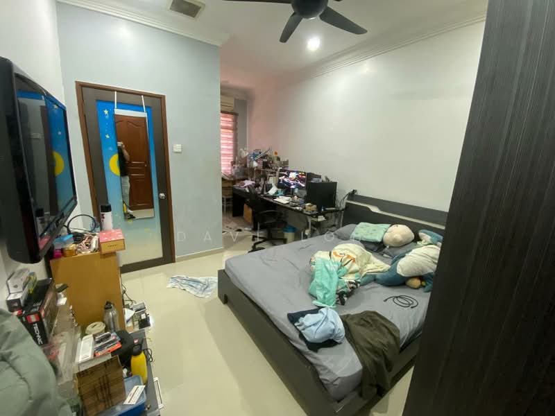 2-storey Terraced House for Sale in Bandar Sungai Long (Selangor) - Dave Loh - Bedroom - PropertyGuru.com.my