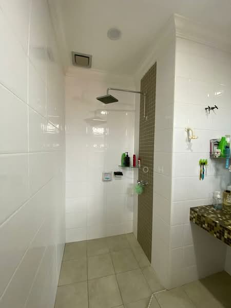 2-storey Terraced House for Sale in Bandar Sungai Long (Selangor) - Dave Loh - Bathroom - PropertyGuru.com.my