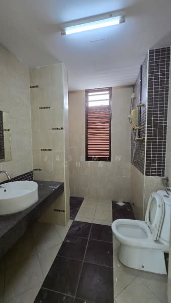 Laman Rimbunan untuk Untuk Dijual - RM 1,380,000, Apr 2026 - Bathroom - PropertyGuru.com.my