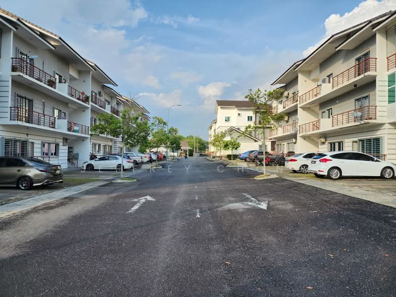 Townhouse for Sale in Bandar Ainsdale (Seremban) - Jeffrey Chong - Exterior - PropertyGuru.com.my