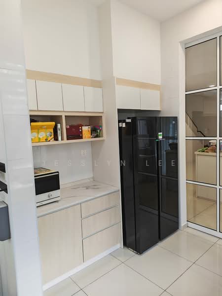 2-storey Terraced House for Sale in Eco Majestic (Semenyih) - Jesslyn Lee - Kitchen - PropertyGuru.com.my