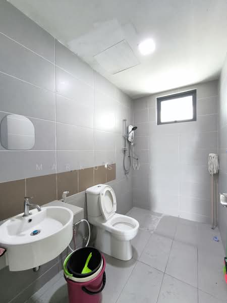 Service Residence for Rent at Amerin Residence - Markus Wong - Bathroom - PropertyGuru.com.my