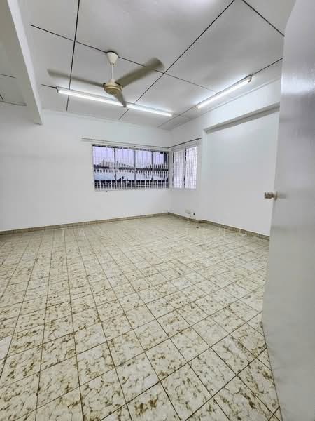 Semi-Detached House for Sale in Taman Pelangi (Johor Bahru) - Tay Ai Ting - Interior - PropertyGuru.com.my