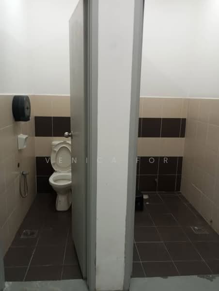 Factory for Rent in Iskandar Puteri (Nusajaya) (Johor) - Venica For - Bathroom - PropertyGuru.com.my
