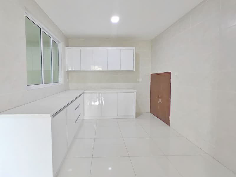 Rumah Teres 3-Tingkat untuk Dijual di Stapok (Kuching) - Phey Tze Tay - Kitchen - PropertyGuru.com.my