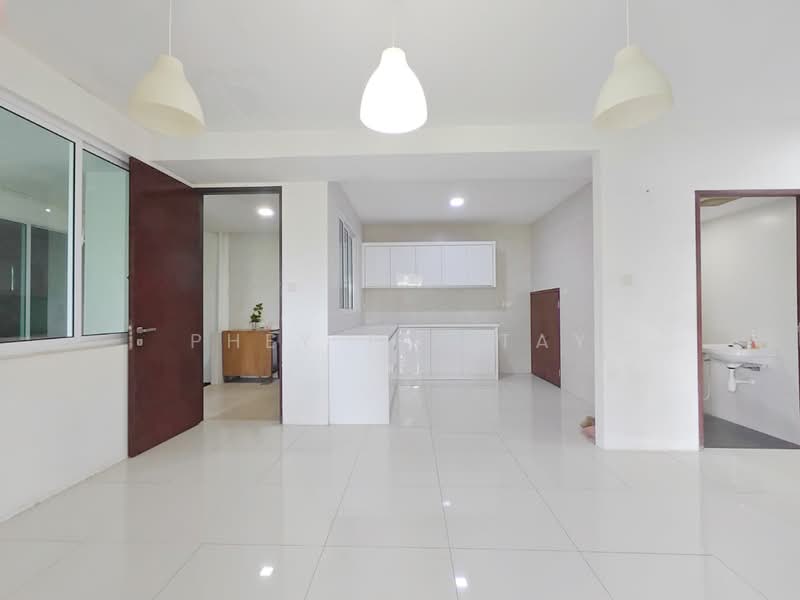 Rumah Teres 3-Tingkat untuk Dijual di Stapok (Kuching) - Phey Tze Tay - Kitchen - PropertyGuru.com.my