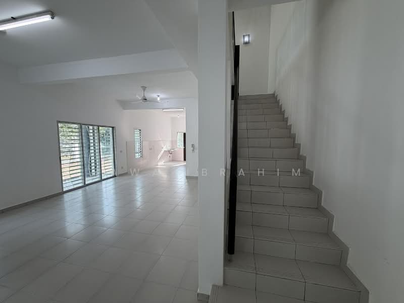 2-storey Terraced House for Sale in Nilai Impian (Nilai) - Hawa Ibrahim - Interior - PropertyGuru.com.my