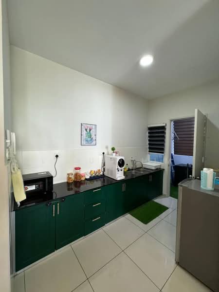 Service Residence for Rent at Parkland Residence - Li Xuan Lim - Kitchen - PropertyGuru.com.my