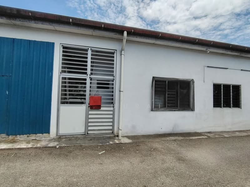Shop for Sale in Taman Pasir Putih (Pasir Gudang) - S. Durai - Exterior - PropertyGuru.com.my