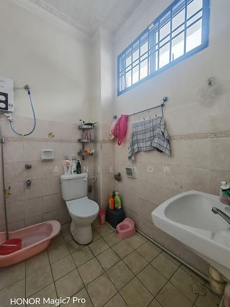 Setia Indah untuk Untuk Dijual - RM 690,000, Mac 2026 - Bathroom - PropertyGuru.com.my