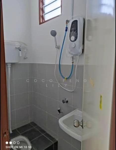 Taman Setia Indah untuk Untuk Dijual - RM 480,000, Mac 2026 - Bathroom - PropertyGuru.com.my